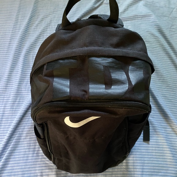 Nike Backpack - Picture 4 of 9